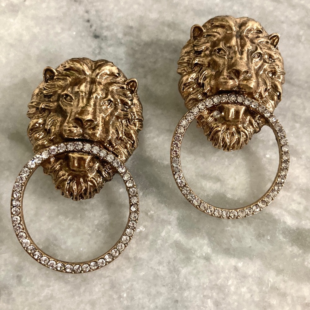 Lion Head Door Knocker Rhinestone Gold Earrings - Picture 4 of 4
